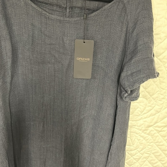 Grizas Linen Shift Dress - Picture 6 of 8